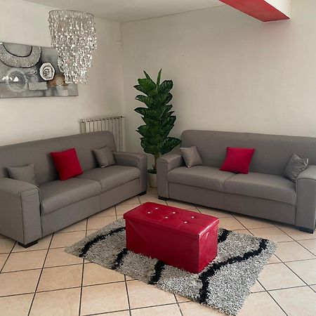Villa Antonella Pozzilli Eksteriør billede