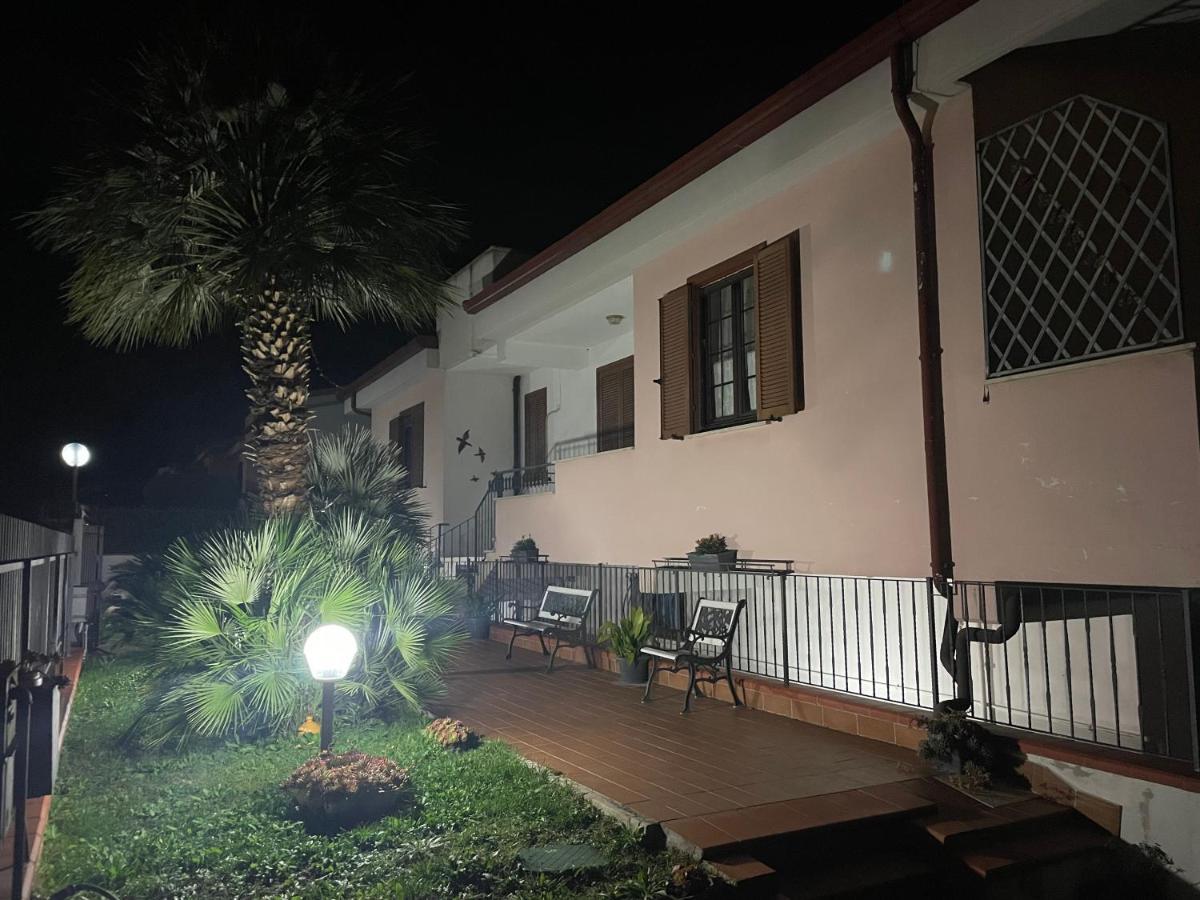Villa Antonella Pozzilli Eksteriør billede