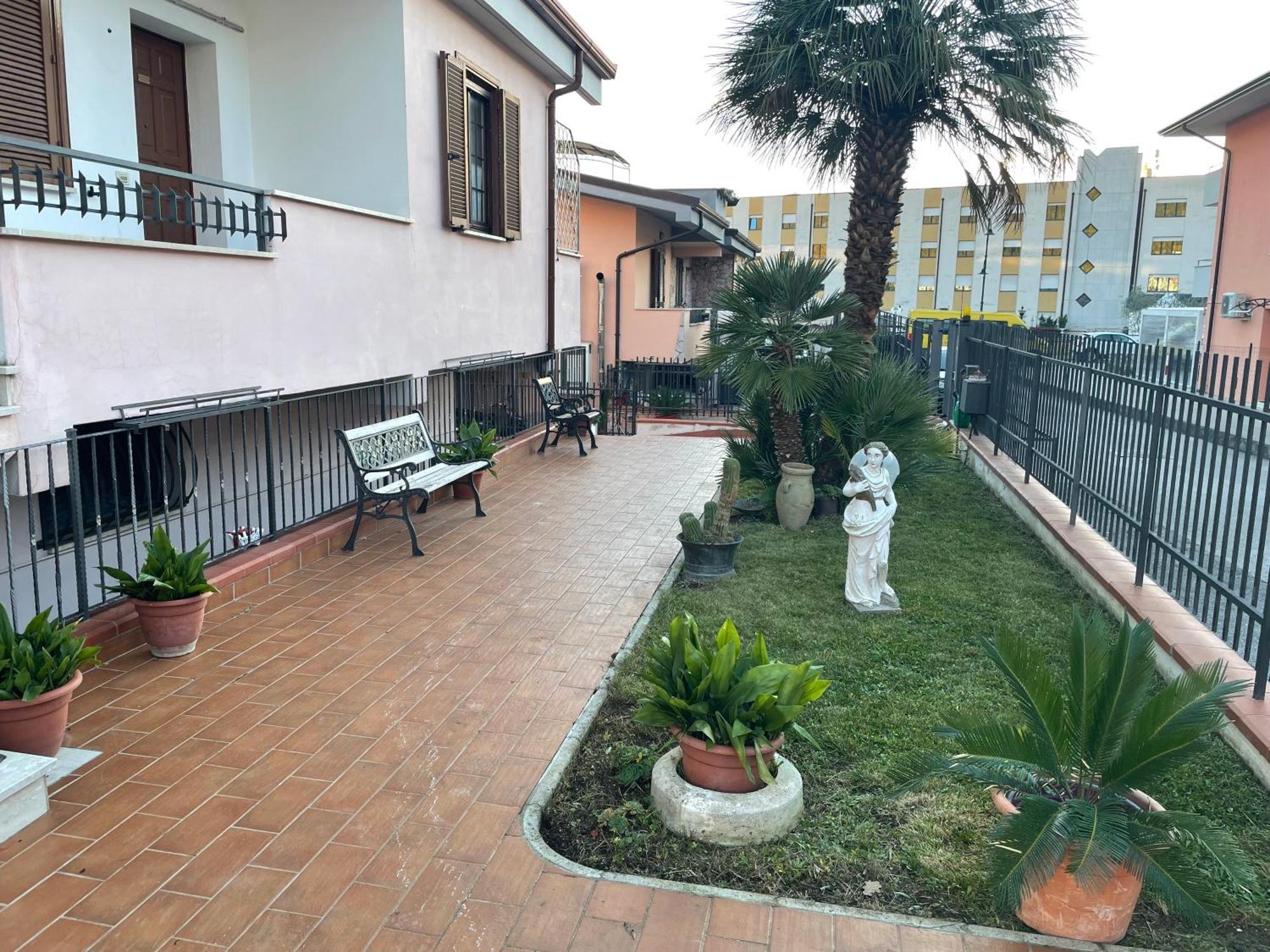 Villa Antonella Pozzilli Eksteriør billede
